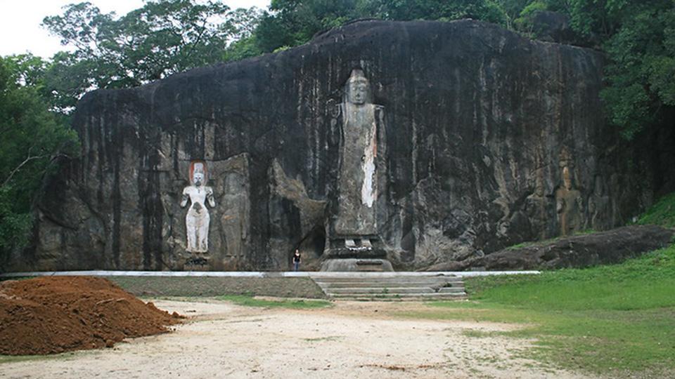 Buduruwagala - top destination in Sri Lanka
