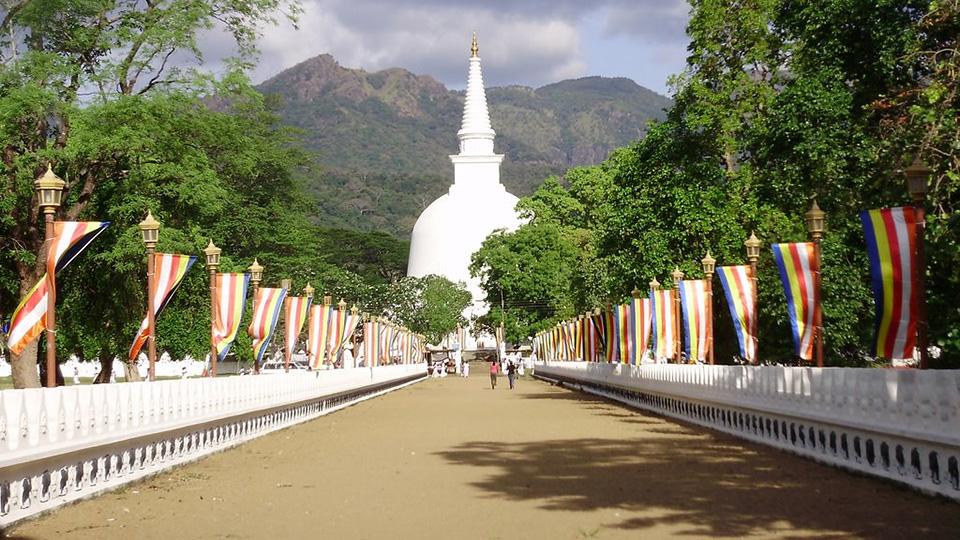 Mahiyangana - top destination in Sri Lanka